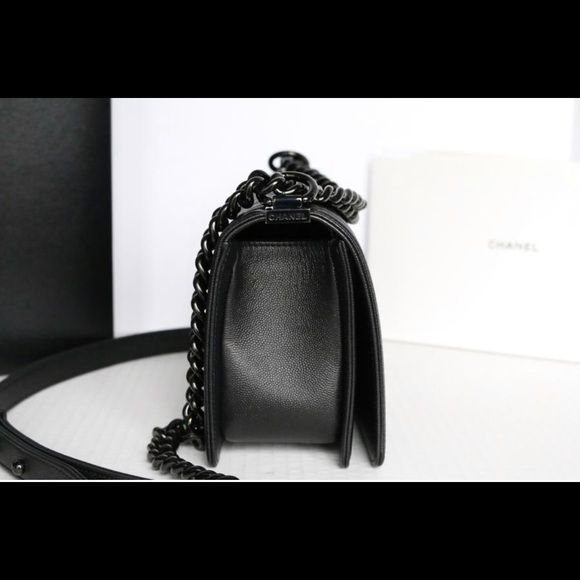 🚫SOLD🚫Rare Chanel So Black Boy Bag - Picture 4 of 8